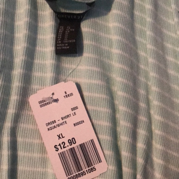 Forever 21 Shift Dress NWT - Picture 2 of 2
